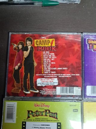 CDs Disney: El Rey León, Camp Rock, etc.