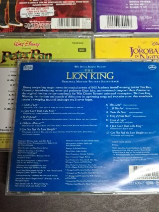 CDs Disney: El Rey León, Camp Rock, etc.
