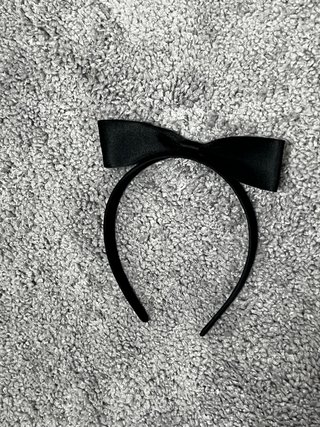 Diadema con lazo negro