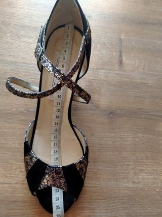 Zapatos de baile Werner Kern negros y dorados