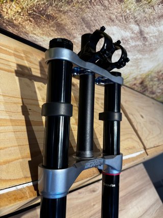 Horquilla RockShox BoXXer Select 27.5” 200mm
