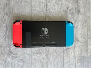 Nintendo Switch Azul/Rojo