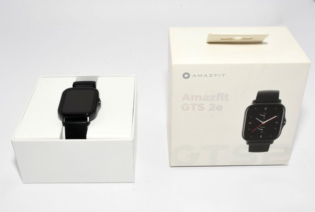 SMARTWATCH AMAZFIT GTS 2E