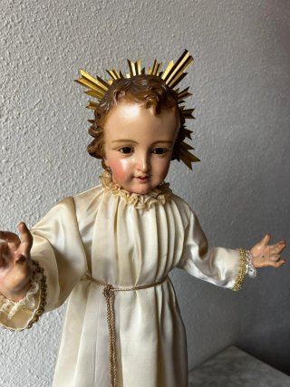 Niño Jesús madera cap y pota