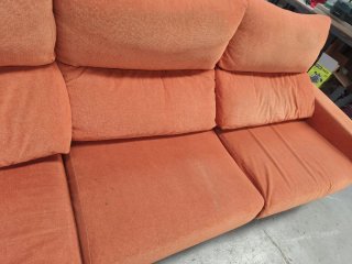 Sofá modular naranja de tela