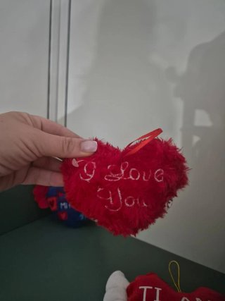 3 cuore peluche