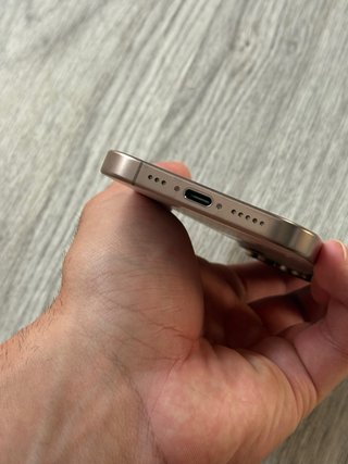 iPhone 16 PRO 256Gb (ver fotos)