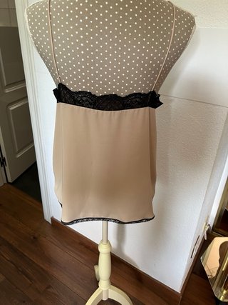 Conjunto elegante Sra. beige y negro