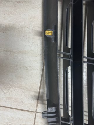 Parrilla Opel Movano B