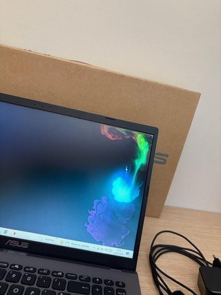 Ordenador portátil ASUS gris
