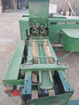 Empacadora John Deere 359