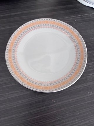 Sopera y juego de porcelana