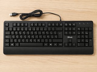 Teclado Trust USB con Teclado Numérico
