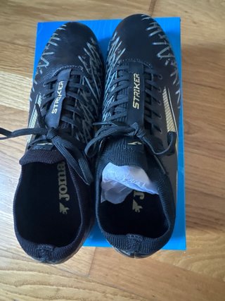 Botas Fútbol Joma STRIKS2501AG Talla 39 Nuevas