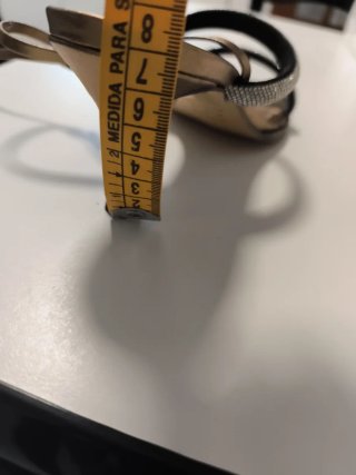 Sandalias WERNER doradas y plateadas