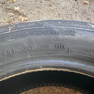 2 Neumáticos 215/60R17 96H