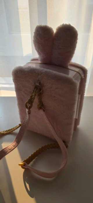 Muñeca NaNaNa con maleta y accesorios