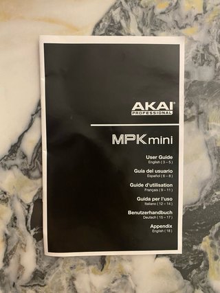Controlador MIDI Akai MPK Mini