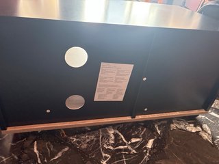 Mueble TV moderno negro y madera