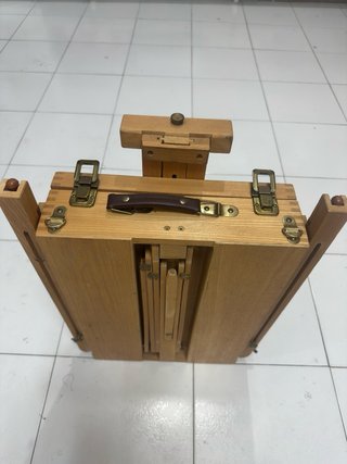 caballete integrado con caja de madera arte dibujo