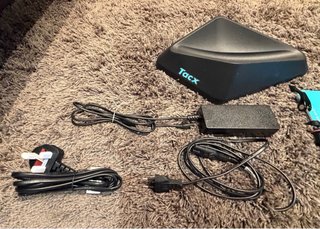 Tacx NEO 2T Smart + Cassette Shimano 105