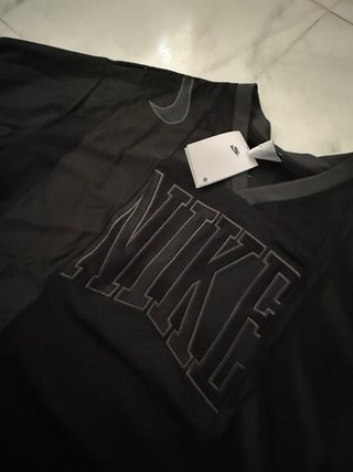 Camiseta Nike Negra Talla L