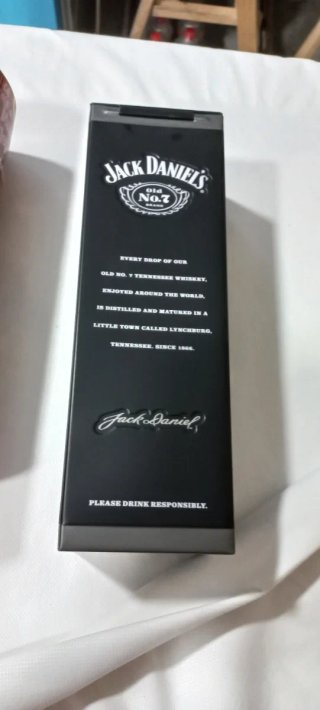 Caja metálica Jack Daniel's Negra VACIA