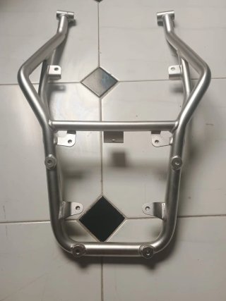 Soporte Top Case Ducati DesertX