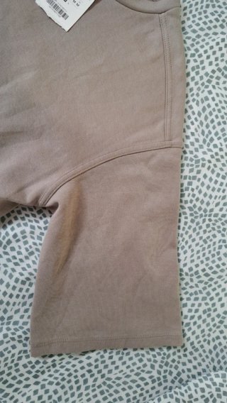 zara - camiseta nueva (con etiqueta)