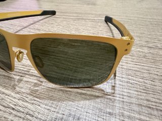 Gafas de sol Oakley Holbrook Metal Doradas
