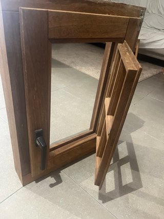 Ventana de madera