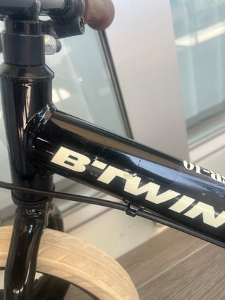 Bicicleta de equilibrio infantil