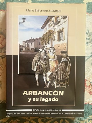 Lote 7 libros. R
