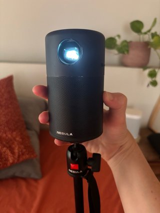 Proyector Portátil Nebula Negro