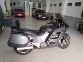 Honda Paneuropean 1100ST + otra de recambios.