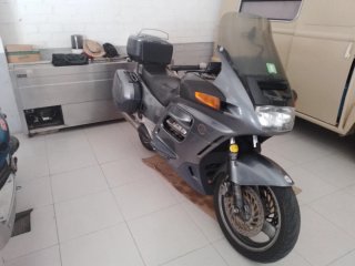 Honda Paneuropean 1100ST + otra de recambios.