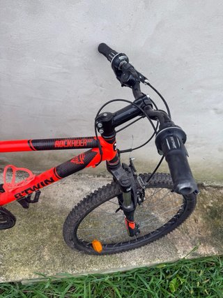 Bicicleta Btwin Rockrider 500 Roja 24”