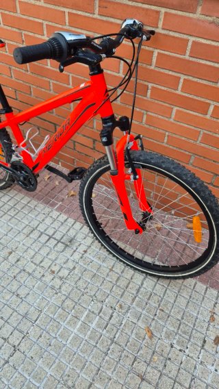 Bicicleta Montaña Mérida Matts J24 Roja