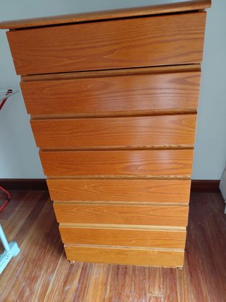 Sinfonier de madera marrón