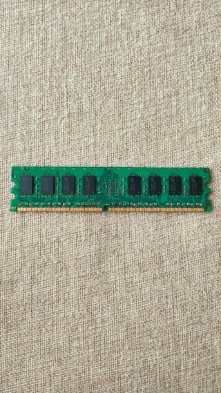 Memoria RAM Micron 512MB DDR2 400MHz PC2-3200U DIM
