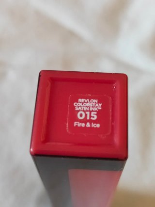 Labial Revlon Colorstay Satin Ink 015