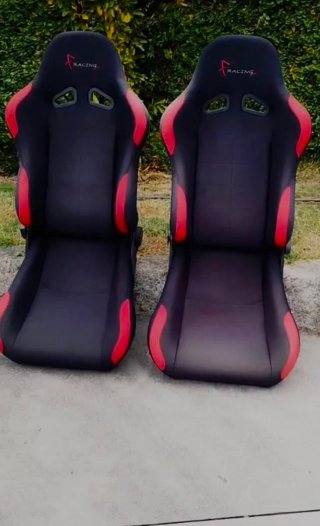 Semibaquets Racing Negro y Rojo (2 unidades)