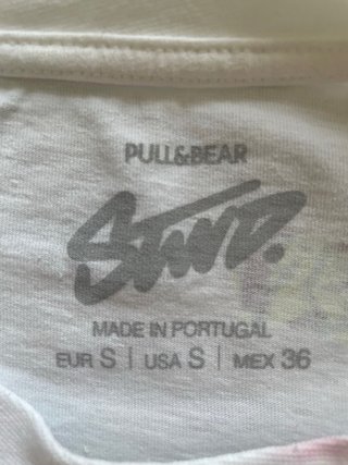 Camiseta Pull&Bear Talla S Estampado Cerezas