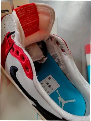 Jordan 1 Retro Low OG Trophy Room Rookie Card 44