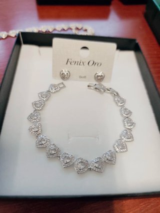 Conjunto Fenix Oro Pendientes y Pulsera Corazones