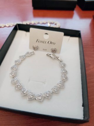 Conjunto Fenix Oro Pendientes y Pulsera Corazones