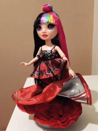 Rainbow High Jett Dawson Vestido Pasarela