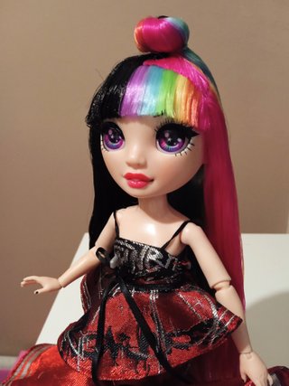 Rainbow High Jett Dawson Vestido Pasarela
