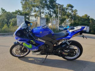 Yamaha R1 2007/2008 Azul/Blanca.