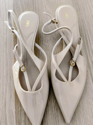 Zapatos Zara Beige Talla 38